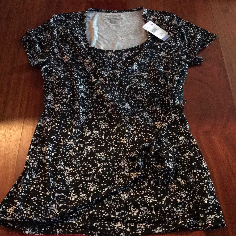 Motherhood nursing top!